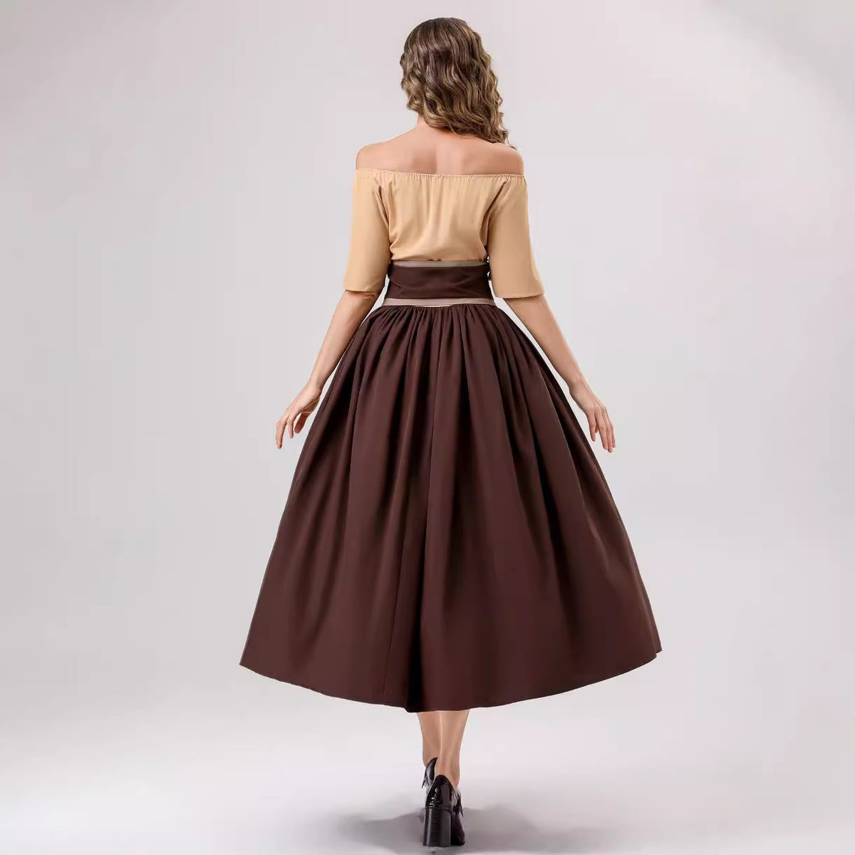 European and American New Arrivals: Medieval Retro Color-Blocking Dress with Flutter Sleeves, Tie-Waist, and Large Hem, Suitable for Masquerade Ball Performance