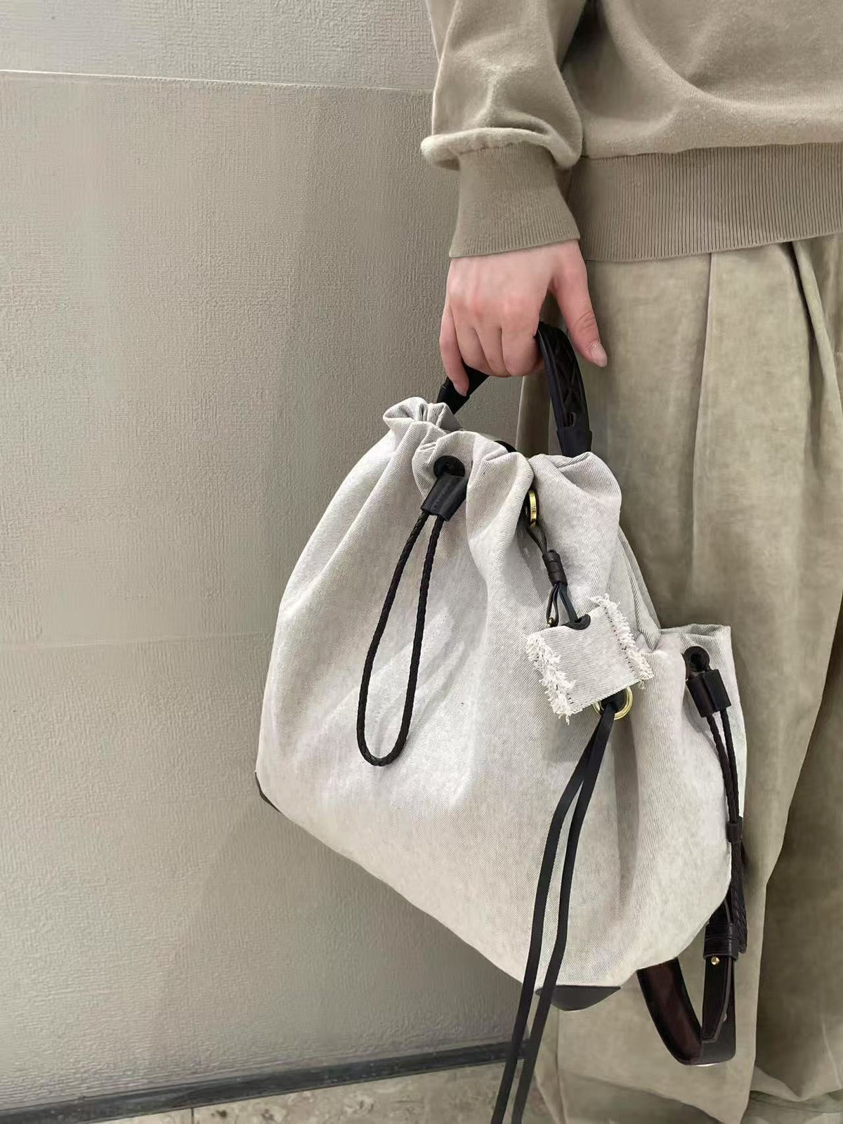 Wen Qi's Same Style Large-Capacity Bai Na Series Backpack for Women, Niche Design, Versatile Casual Cross-Border Commuting Laptop Bag
