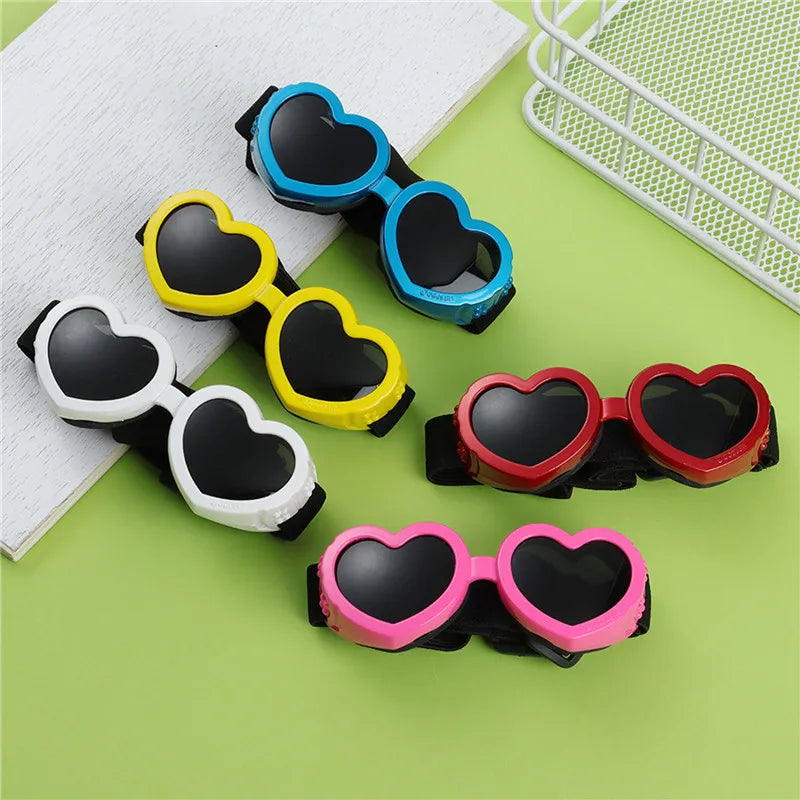 1 pc Heart-shaped Small Dog Sunglasses Waterproof UV Protection Cat Sunglasses with Adjustable Strap Goggles Pet Products