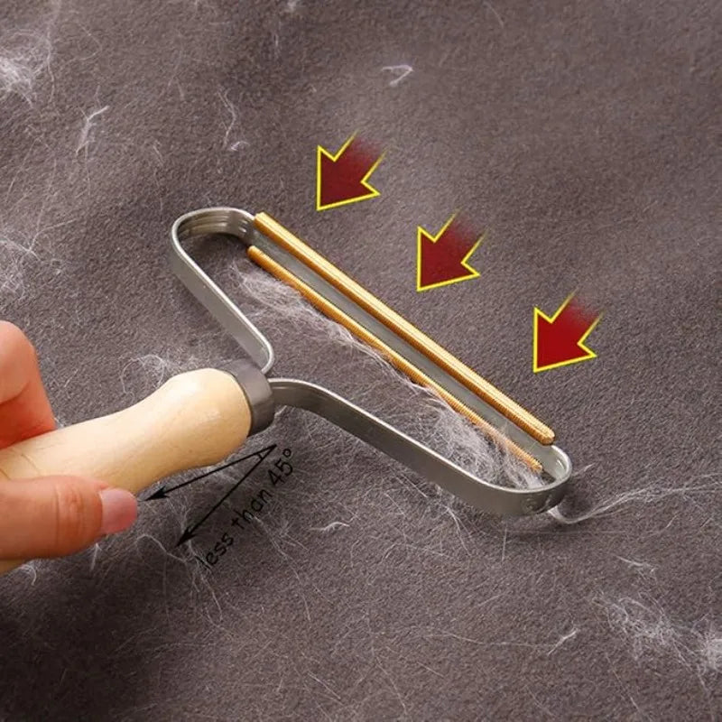 Reusable Metal Lint Remover Tool Durable Pet Hair Remover Tool with Wooden Handle Portable Fabric Shaver Fuzz Cleaner for Clothe