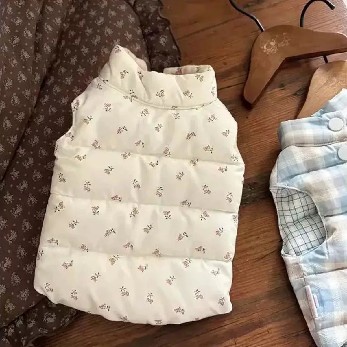 Autumn and Winter Pet Thick Floral Vest Keep Warm Cat Winter Checkered Coat Puppy Clothes Dog Clothes for Small Dogs