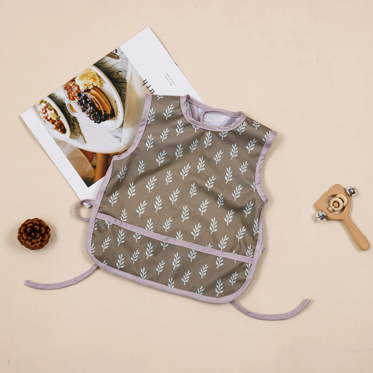 baby feeding bibs waterproof magic tape recycled fabric breathable fashion print baby saliva towel