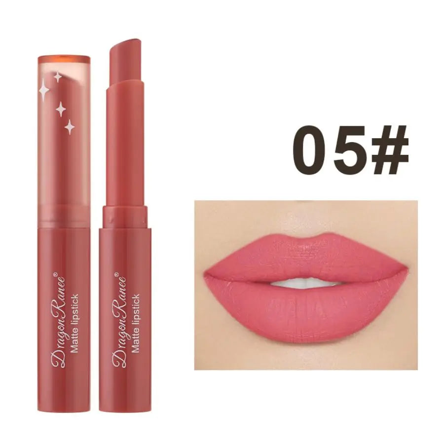 Matte Lipstick, Non-Fading Moisturizing European and American Style Makeup, Velvet Matte Lipstick, Waterproof and Long-Lasting Matte Lipstick