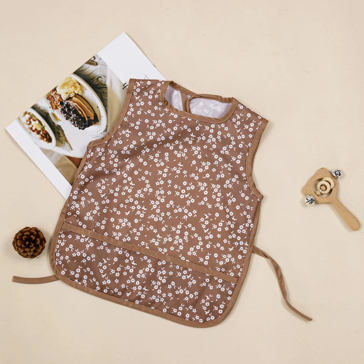 baby feeding bibs waterproof magic tape recycled fabric breathable fashion print baby saliva towel